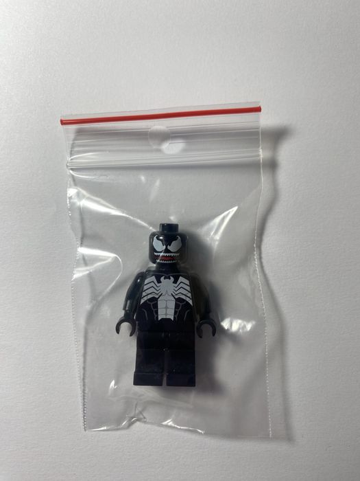 Мініфігурки марвел