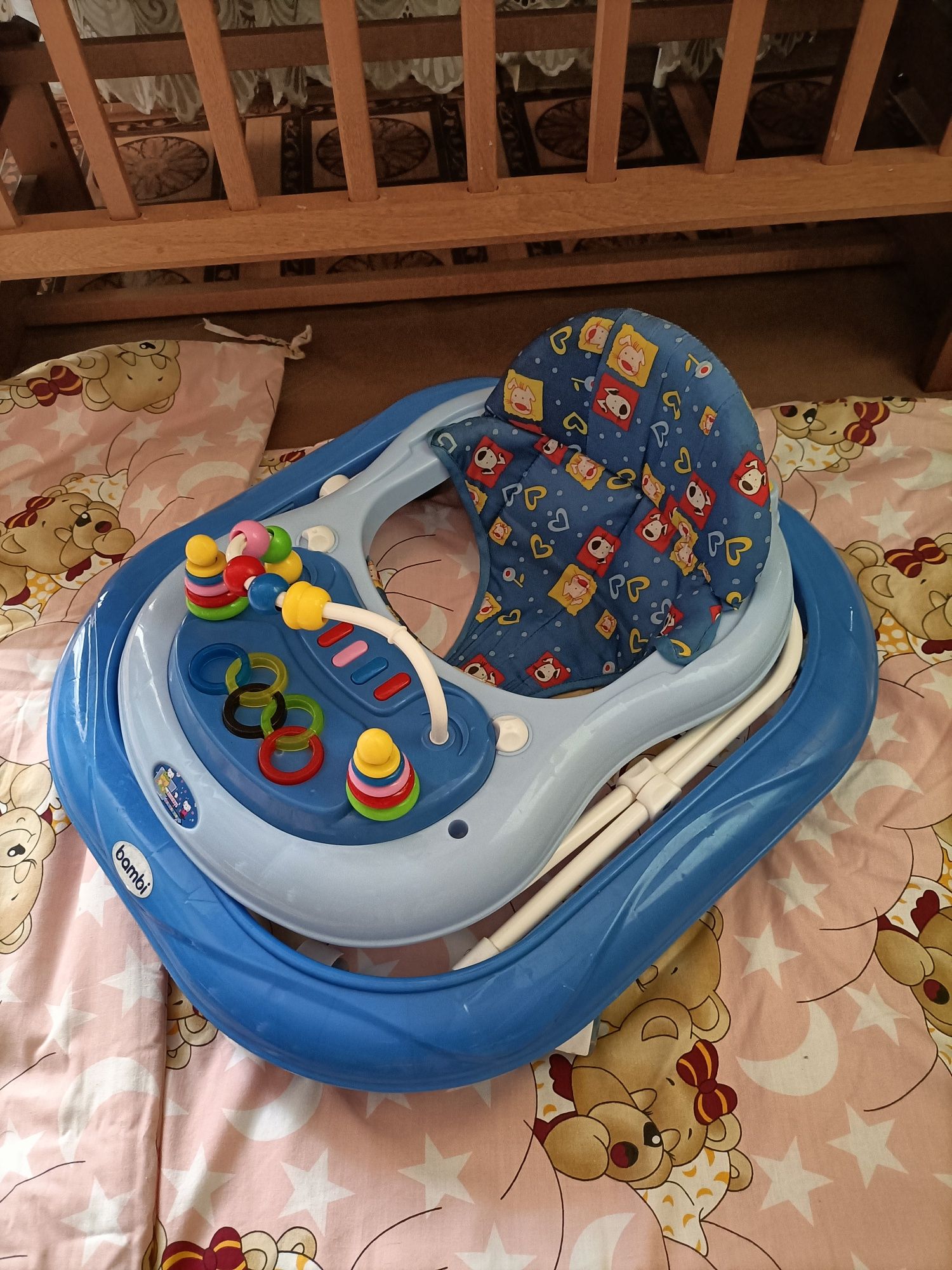 Продам детские ходунки  Bambi..