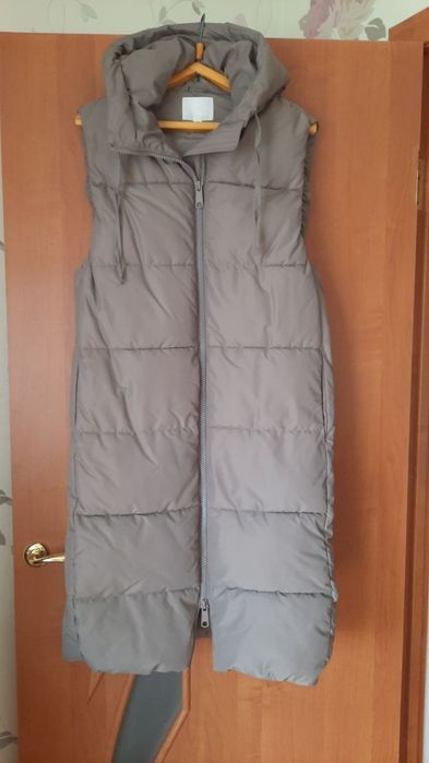 Жилетка H&M купувала в Австрії