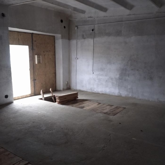 Здаю подвійний гараж