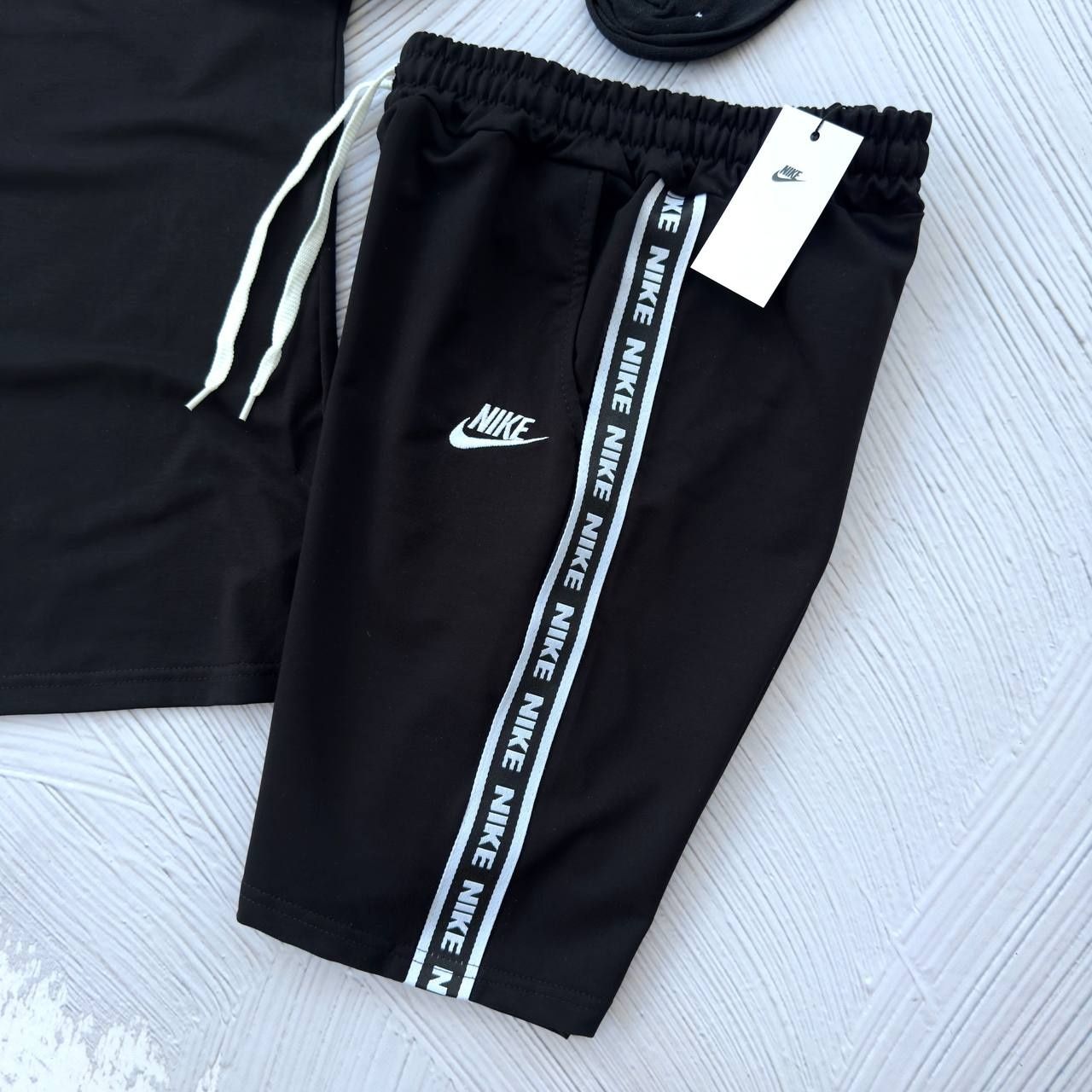 Спортивний костюм набор Nike Найк футболка шорти шкарпетки