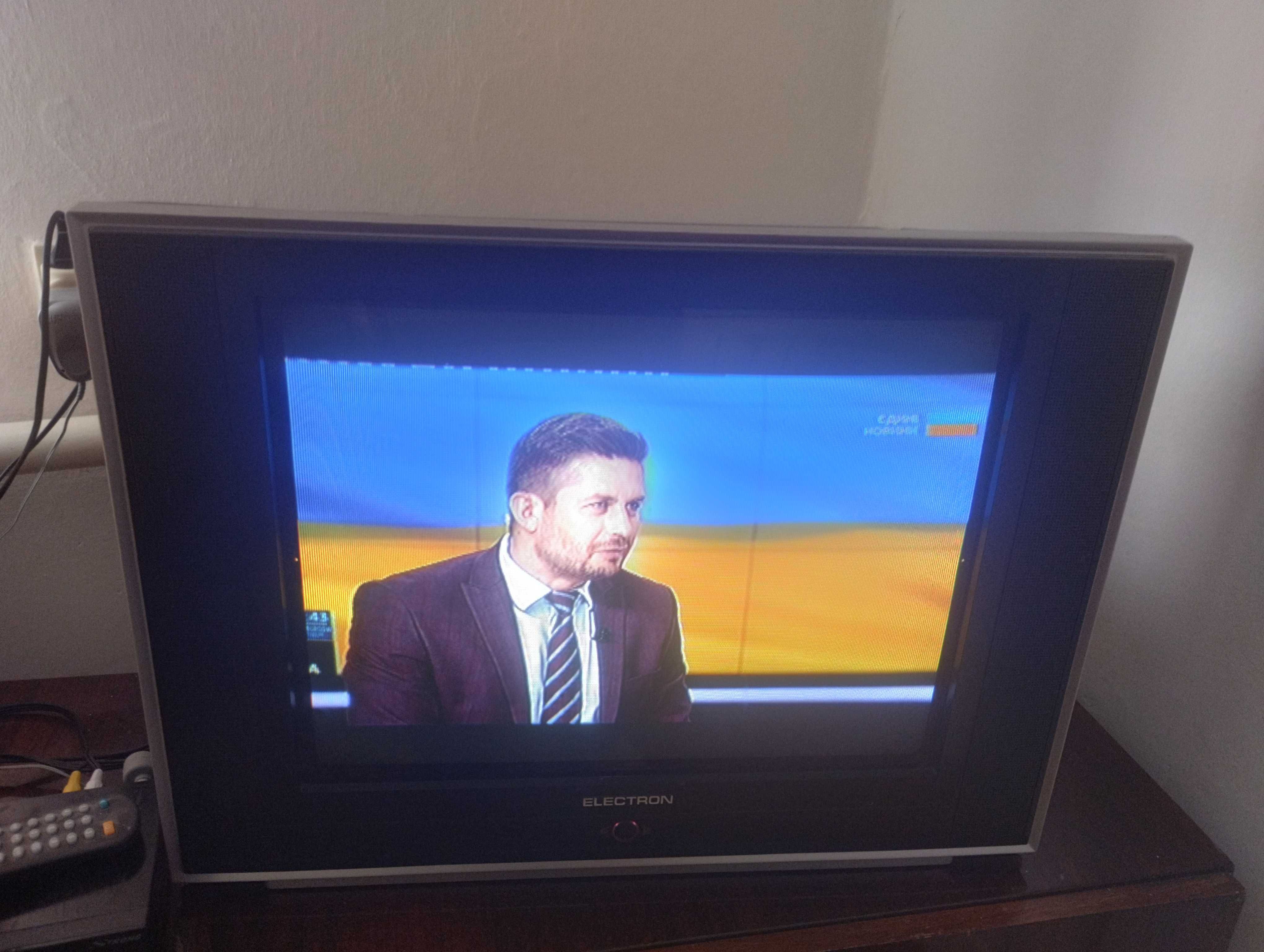 Продам телевізор + Т2.