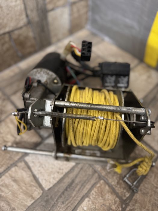 Якірна лебідка Stronger SH 35