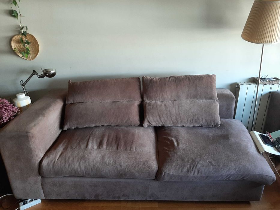 Procuro um novo dono !!Sofás em penas bom estado