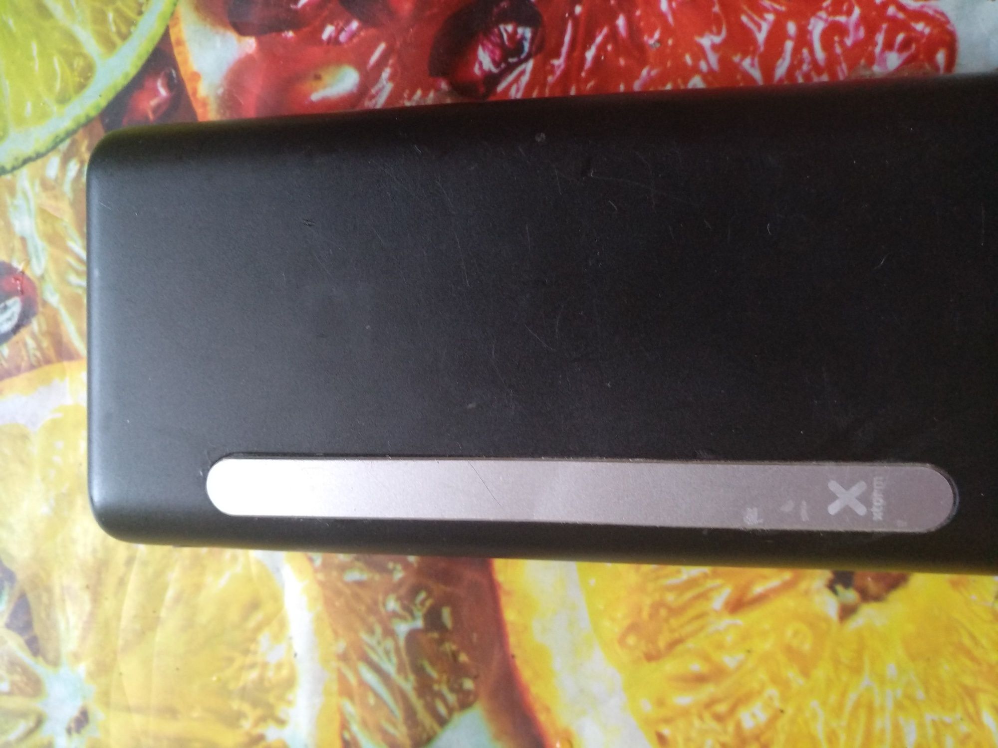 Продам повербанк Xtorm 20000 mAh