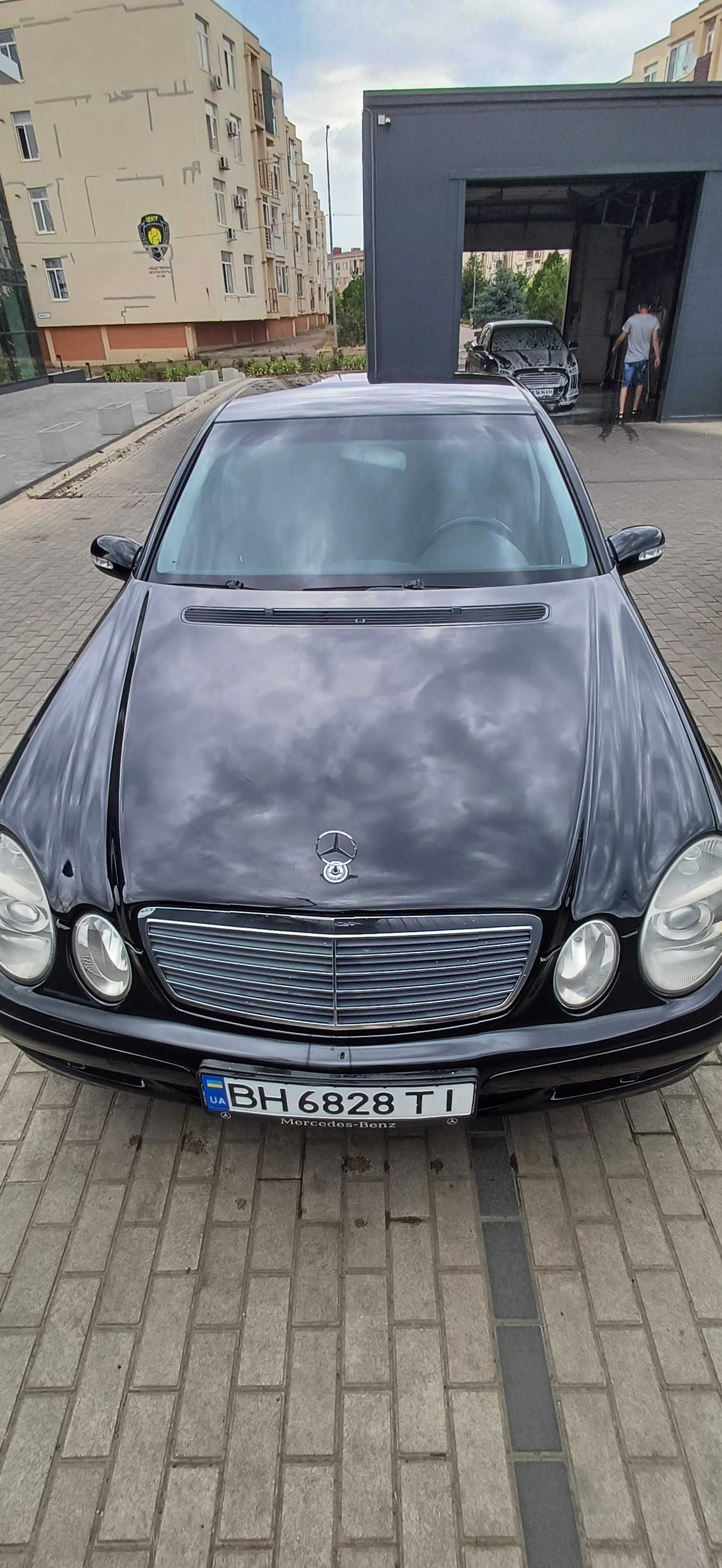Mersedes Benz e200