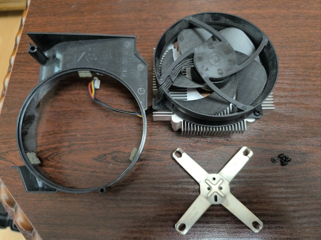 Kompletne chłodzenie do Xbox 360 E.. wentylator, radiator.. xClamp..
