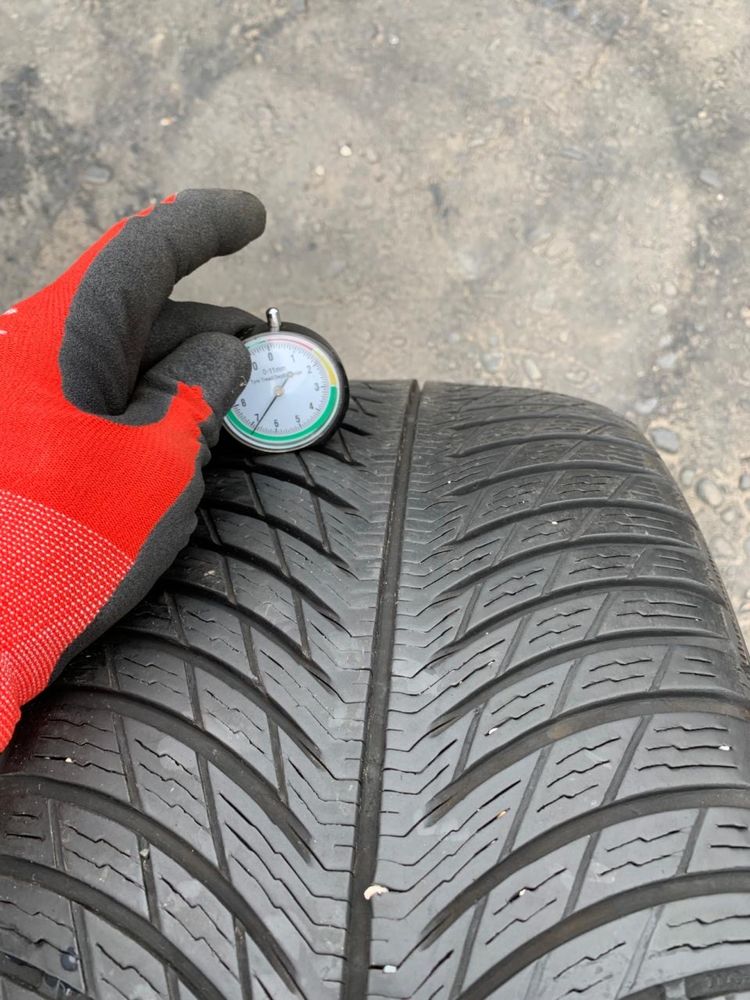 Шини 235/55 R19 Michelin 6,5-6,8мм, зима, 2023р