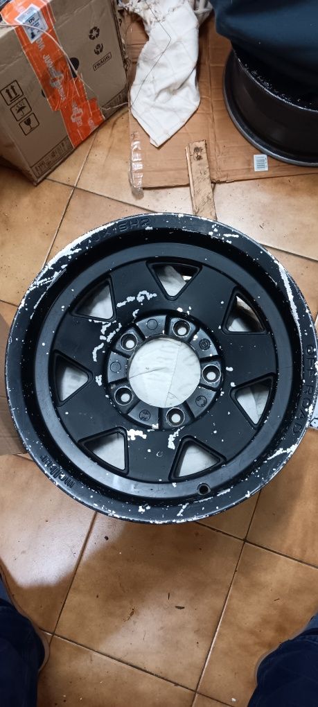 4 jantes alumínio furação Suzuki Vitara/Samurai ou UMM