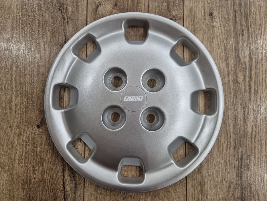 NOWE kołpaki z logiem FIAT, Fiat 126p FL/EL Maluch