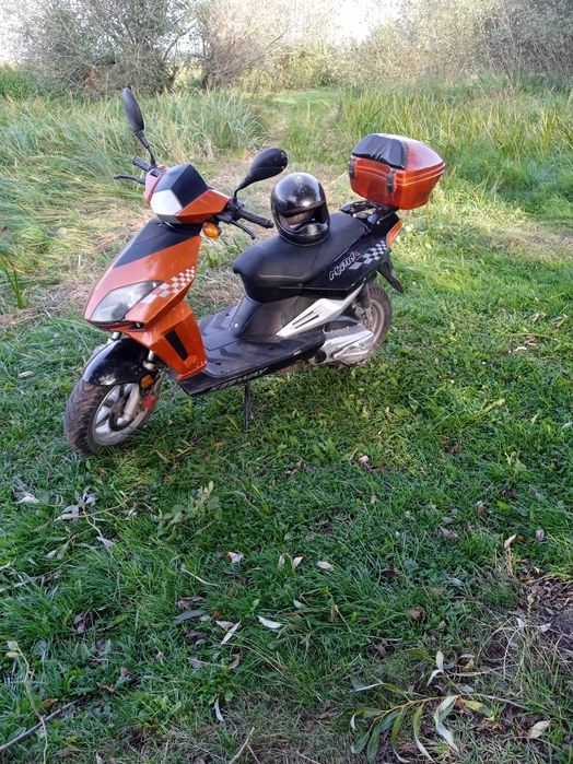 Скутер kemwey matriks