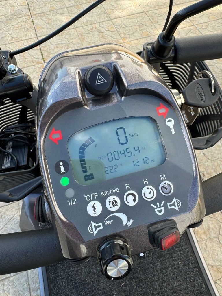 Moto eléctrica mobilidade reduzida