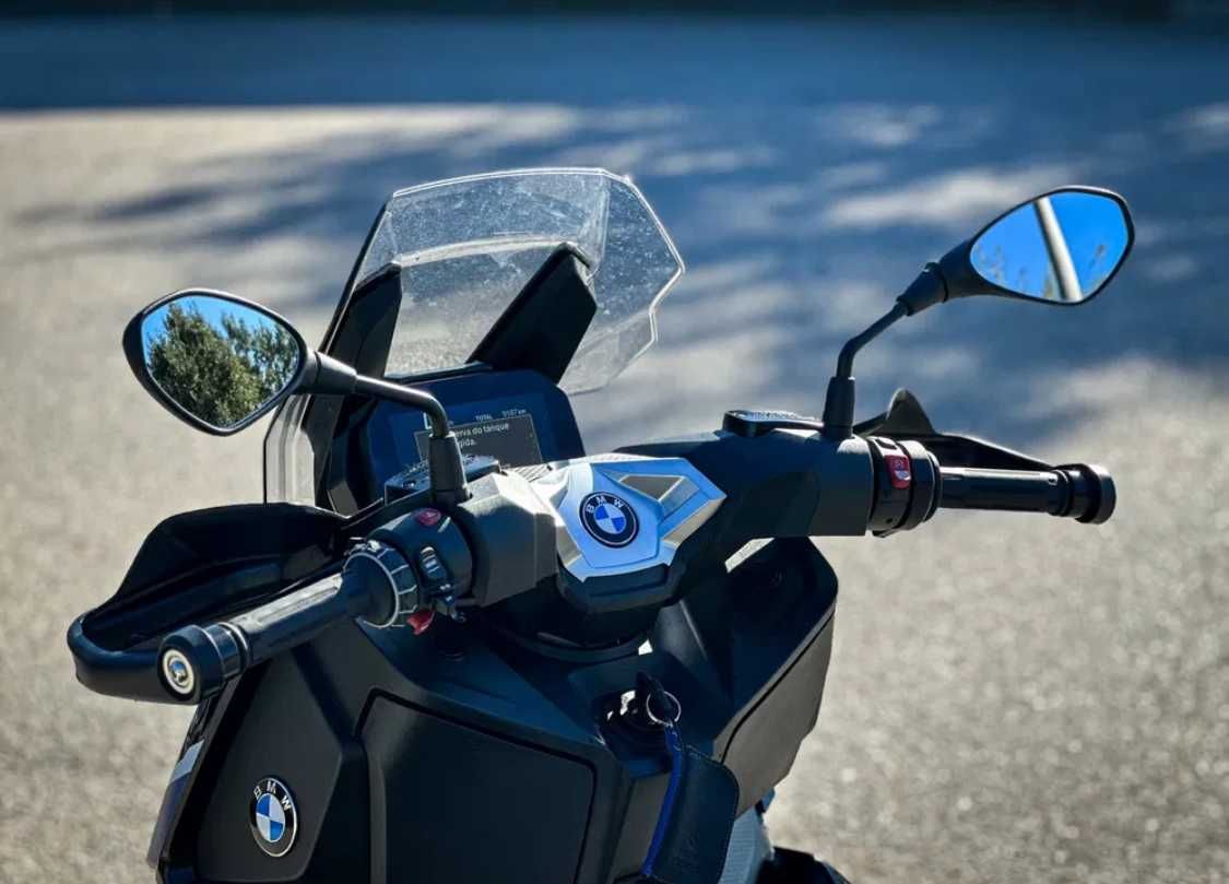 BMW C400X Connectivity como nova
