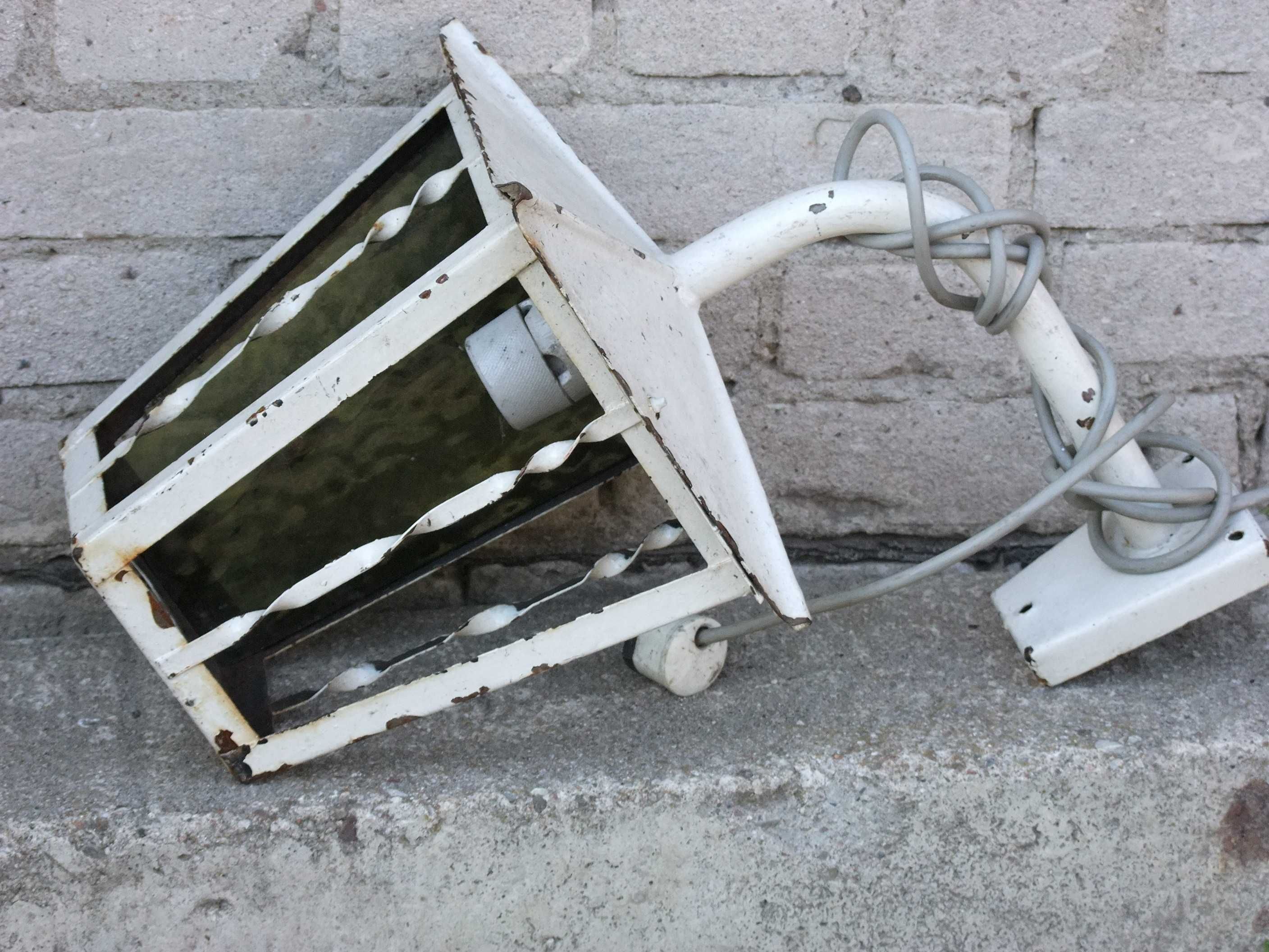 Lampa ogrodowa design