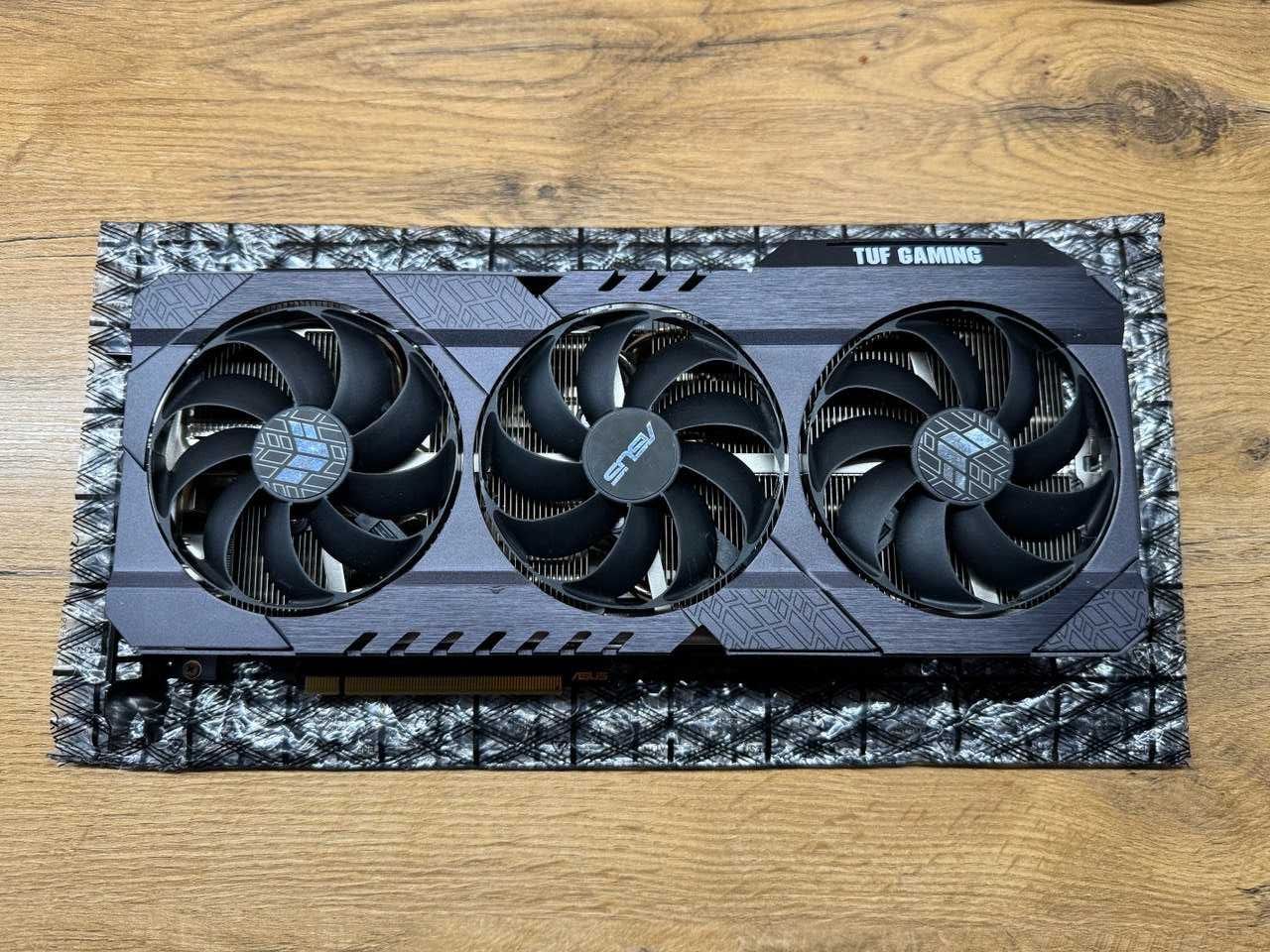 Karta graficzna ASUS RTX 3060 Ti TUF Gaming OC 8GB (stan idealny)
