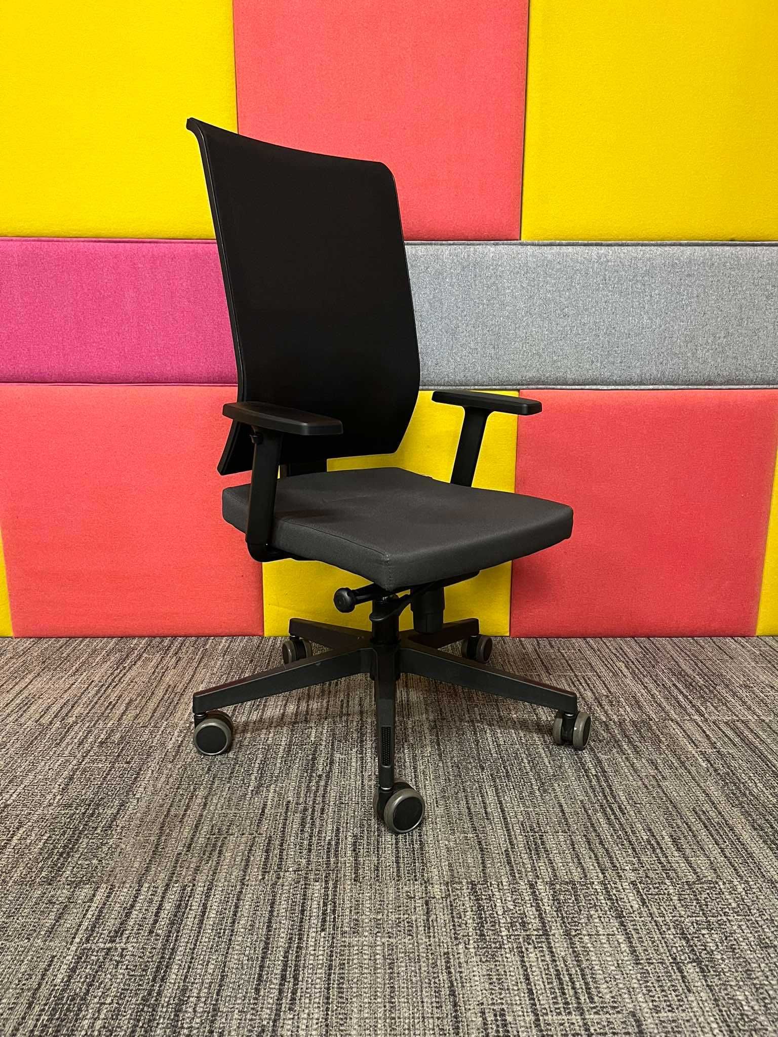 Fotel biurowy obrotowy ergonomiczny Bejot Jott JT 102 okazja!