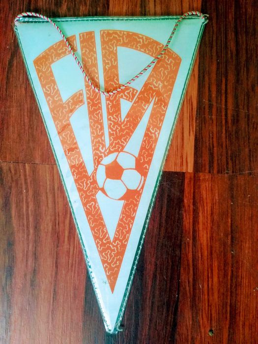 Proporczyk Klub piłkarski AJAX Amsterdam 21,5 cm 13 cm