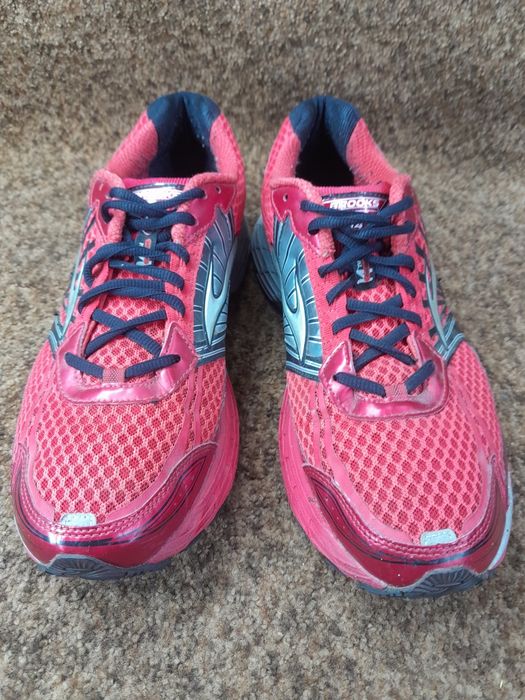 Кросівки оригінал Brooks GTS 46 розмір.