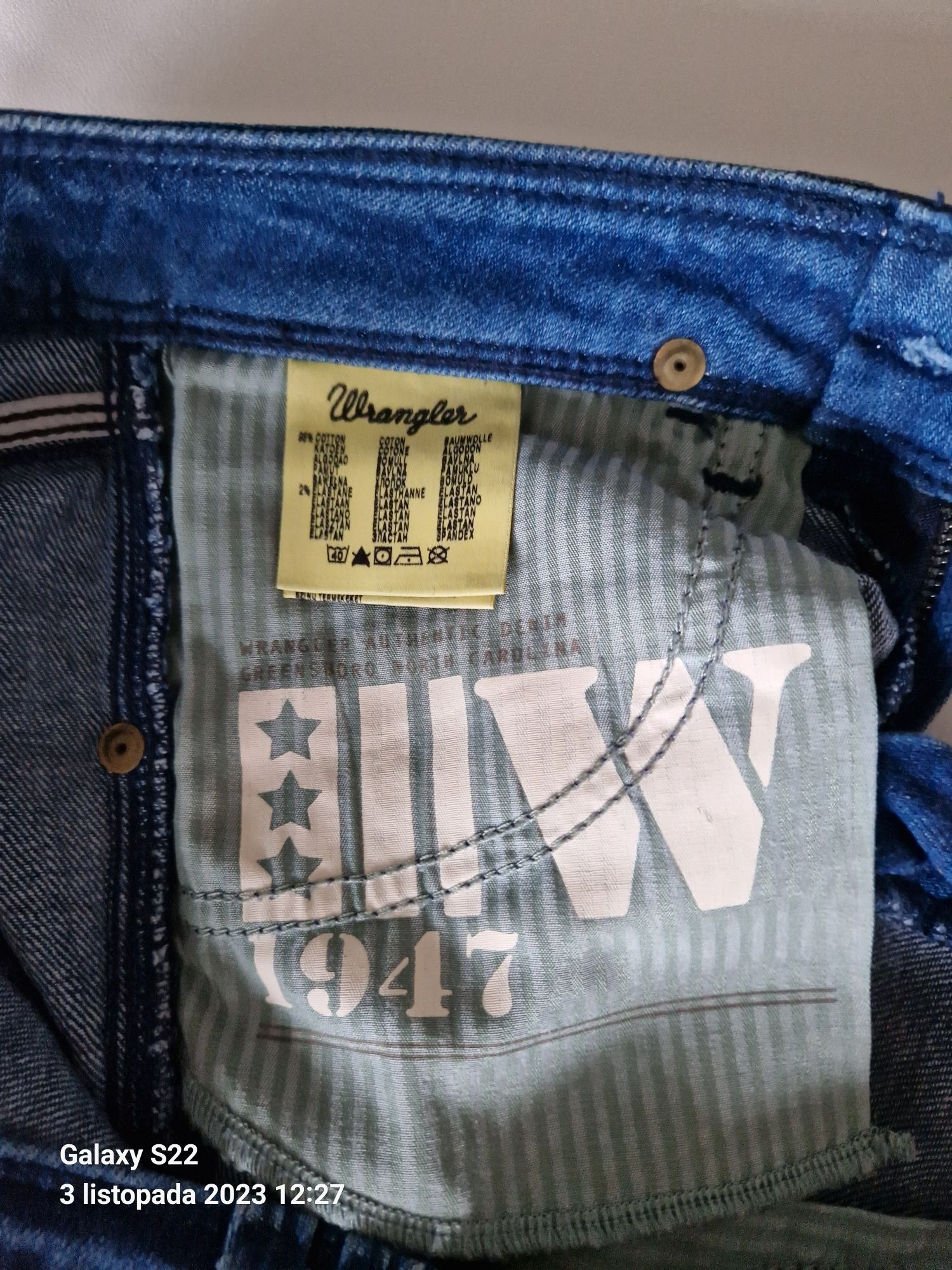 Wrangler W26 L32. Damskie jeansy.