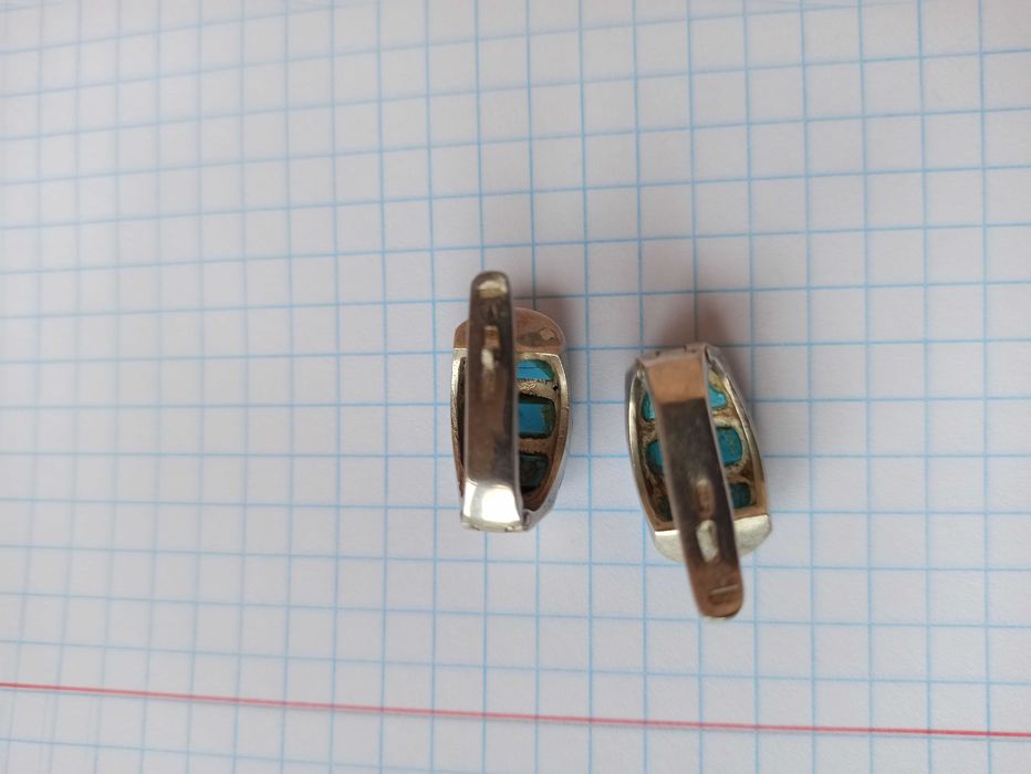 Серебряные серьги с бирюзой