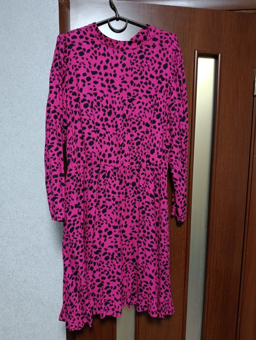 Продам    плаття