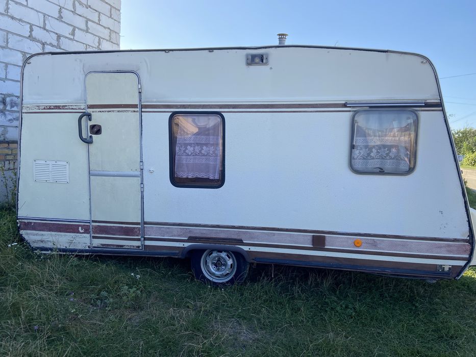 BUERSTNER CLUB 1986р причіп прицеп дім на колесах домік на колесах