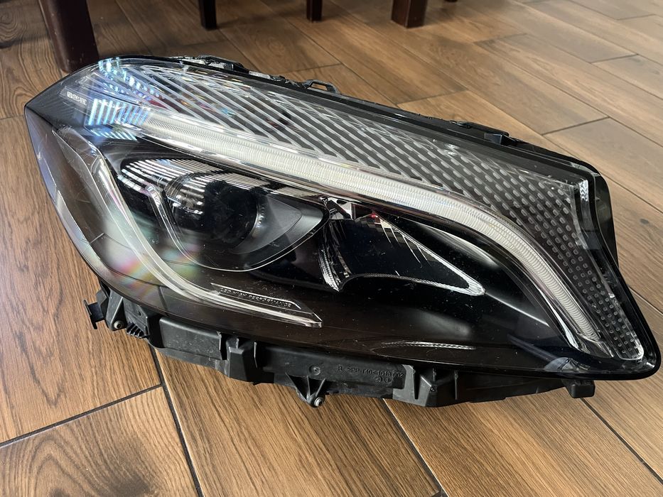 Reflektor prawy Mercedes A klasa