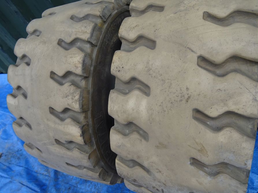 Opony 250/60 - R 12 23 X 10 Continental Sc 20