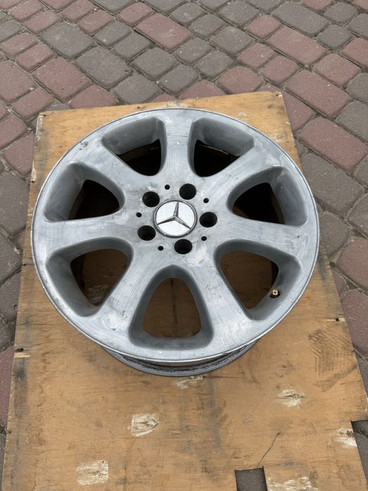 Диск Mercedes CLK w209 оригінал r17