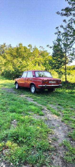 Жигульот ВАЗ 2103 1981 року народження для любителів