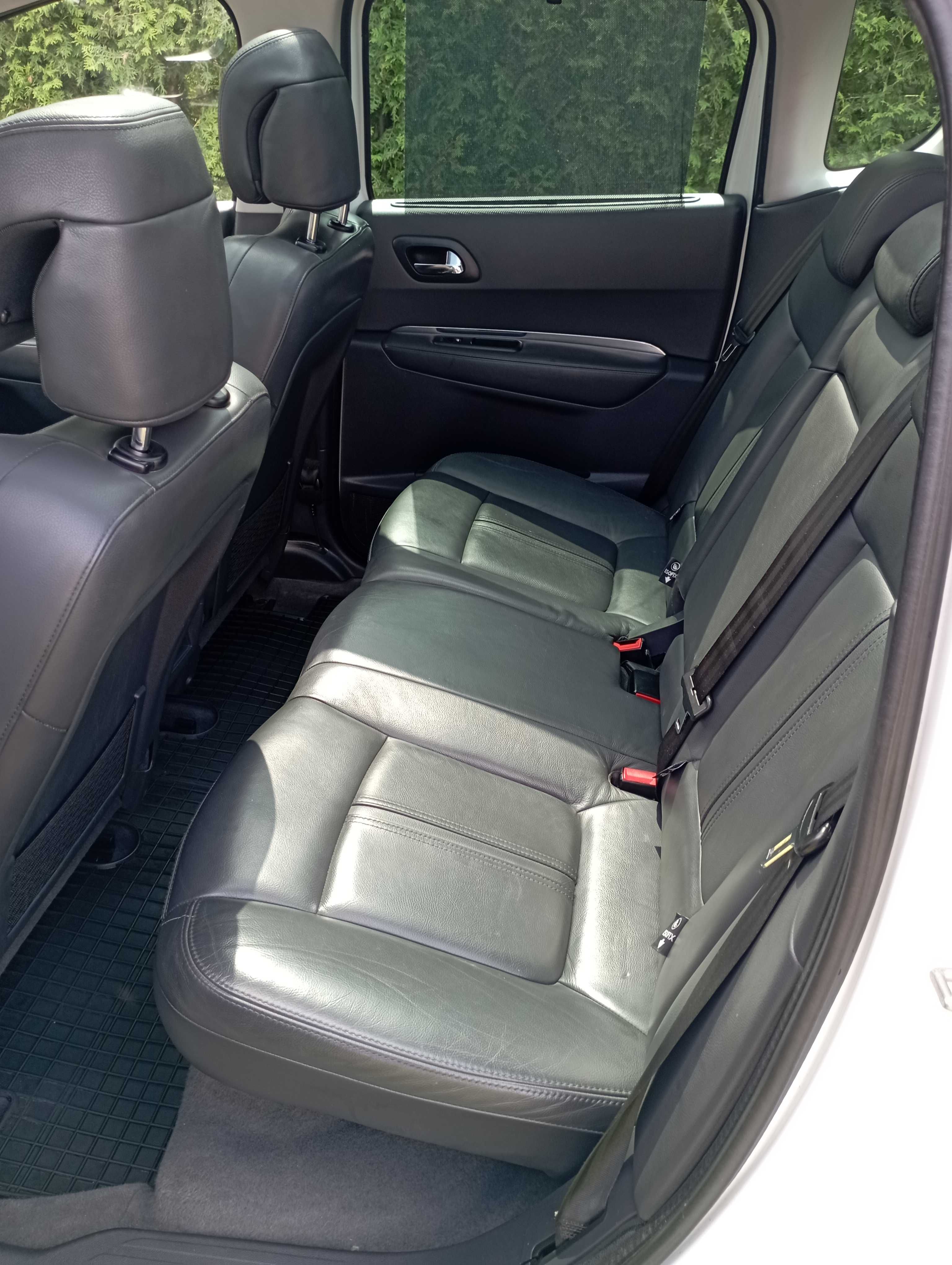 Peugeot 3008 2,0 hdi 150 km navi alu 18 skory 2pkl kol