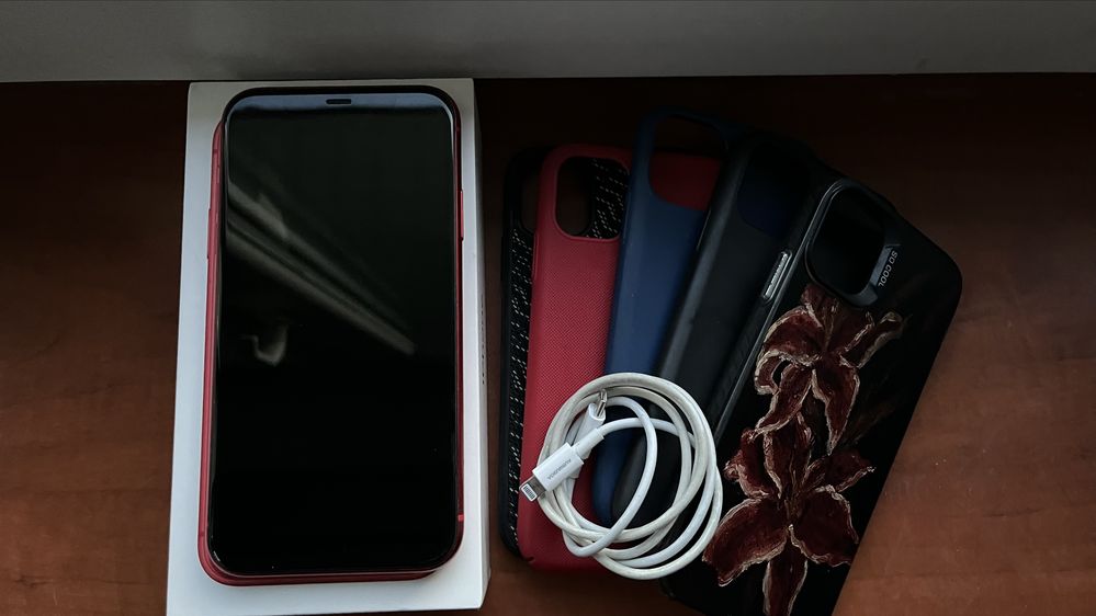 Iphone 11 64gb czerwony