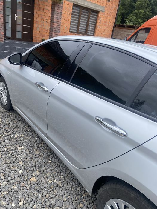 Fiat Tipo 2016 року випуску