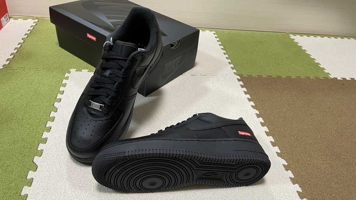 *NoweNikeAirForce1Supreme*Black.42