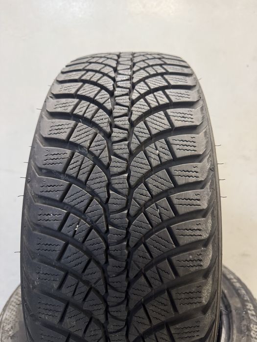 Opony Zimowe Kumho 215/55/17 komplet! 4 szt. 8,6mm 2021r