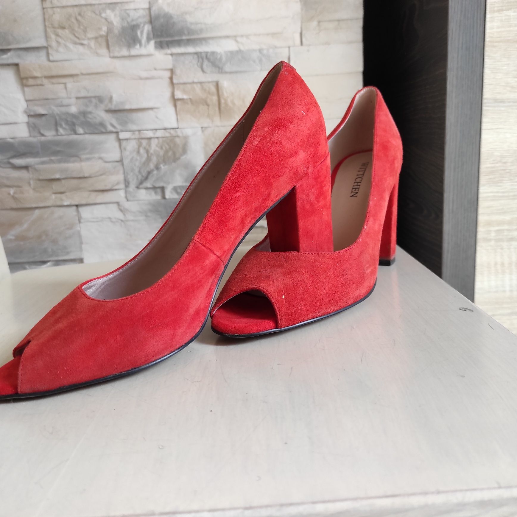 Buty na słupku zamszowe rude pomarańczowe r 39