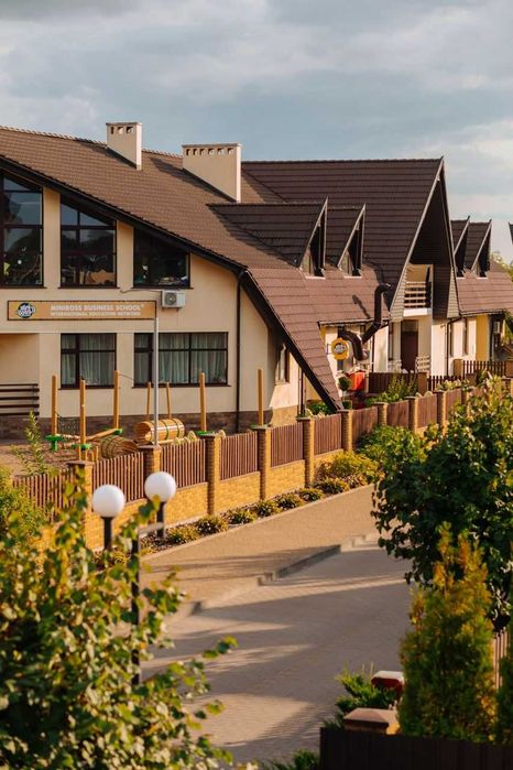 Дім з виходом на озеро у КМ Северинівка! Відділ продажу! Суперціна!