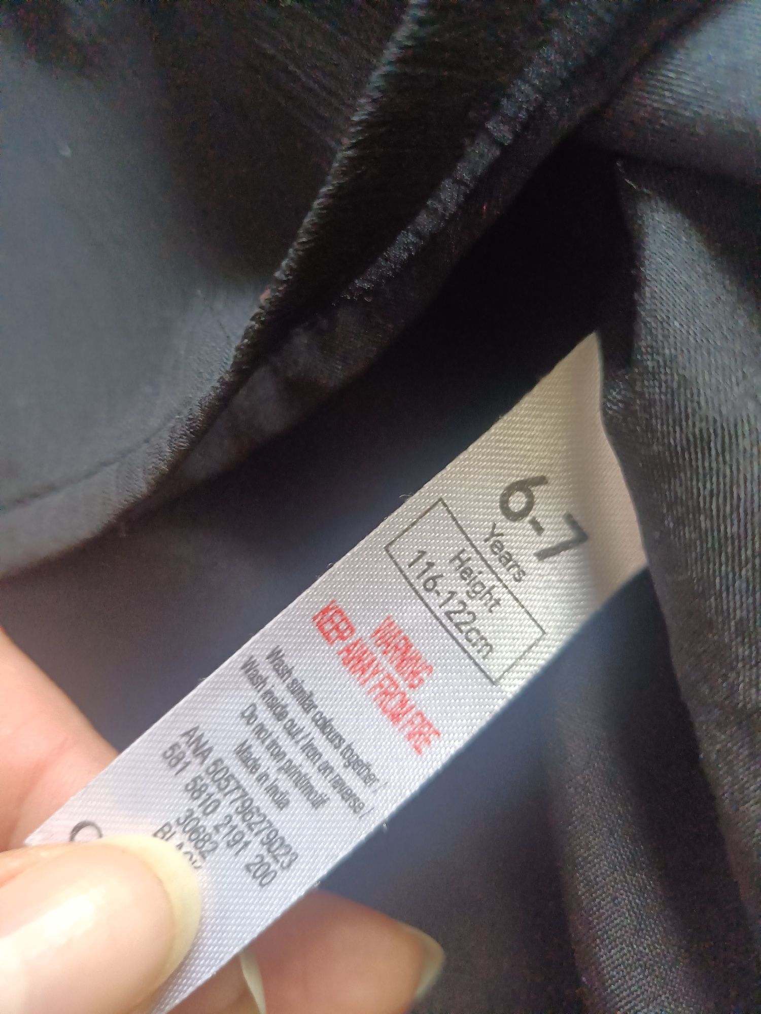 Bluzka elegancka czarna koszula krótki rękaw 116 122cm kołnierz cekiny