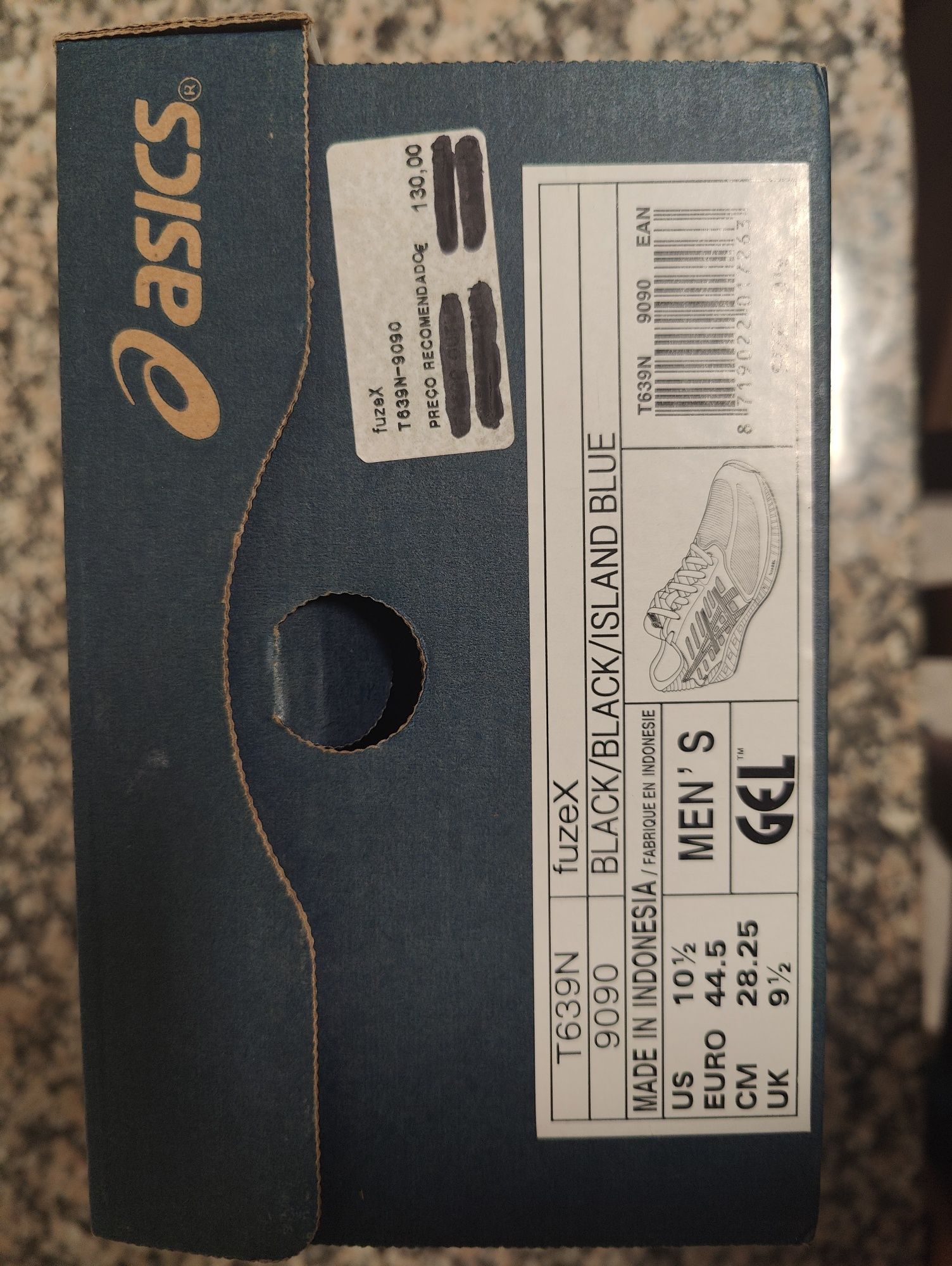 Sapatilhas de corrida ASICS fuzeX