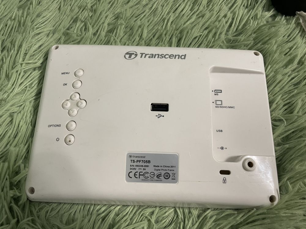 Електронна фоторамка Transcend TS-PF705B
