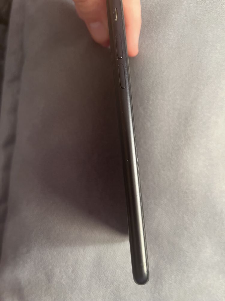 Iphone SE 2020 stan dobry