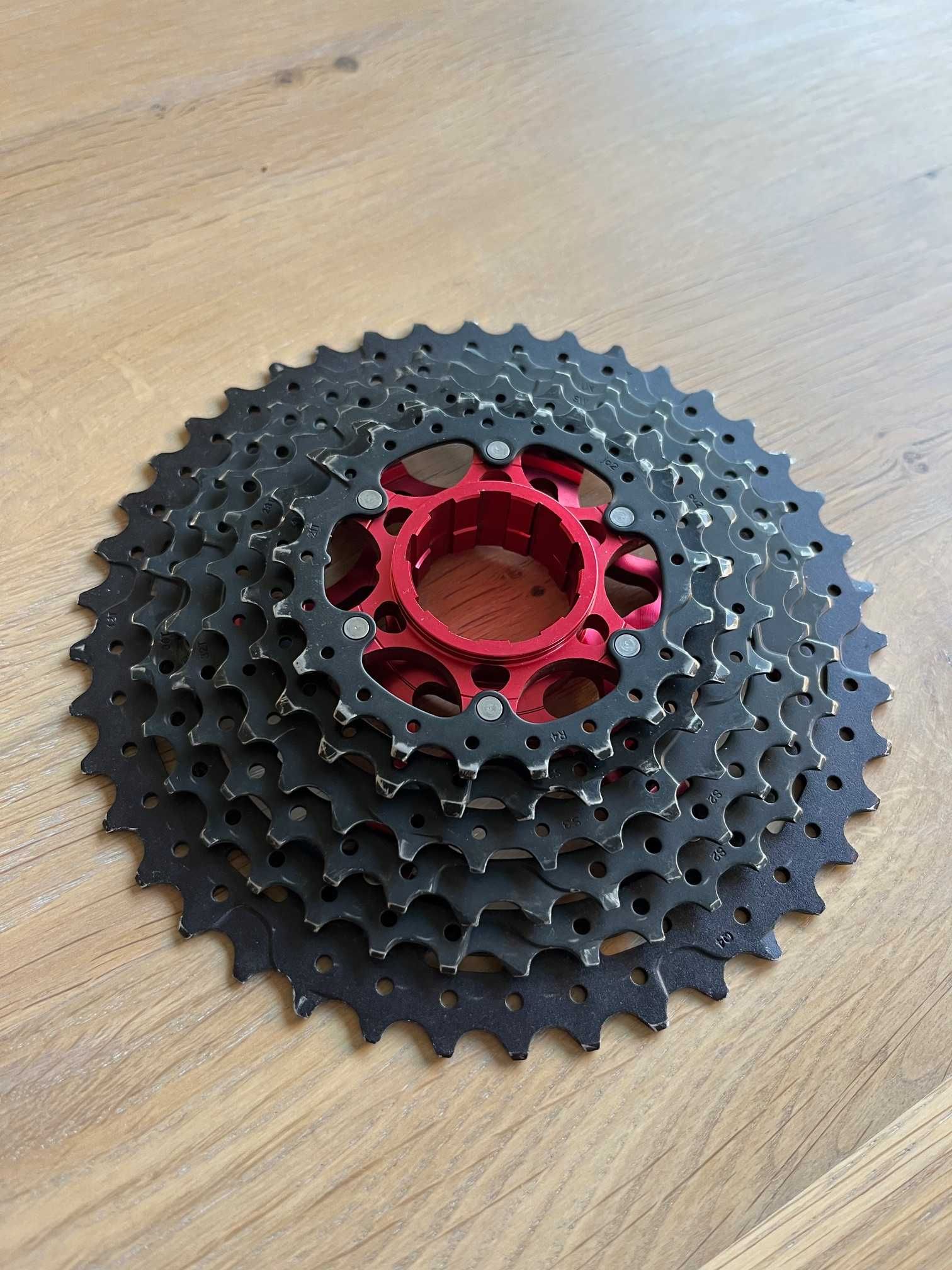 SunRace MX8 kaseta 11rz. 11-42T czarna, na bębenek Shimano
