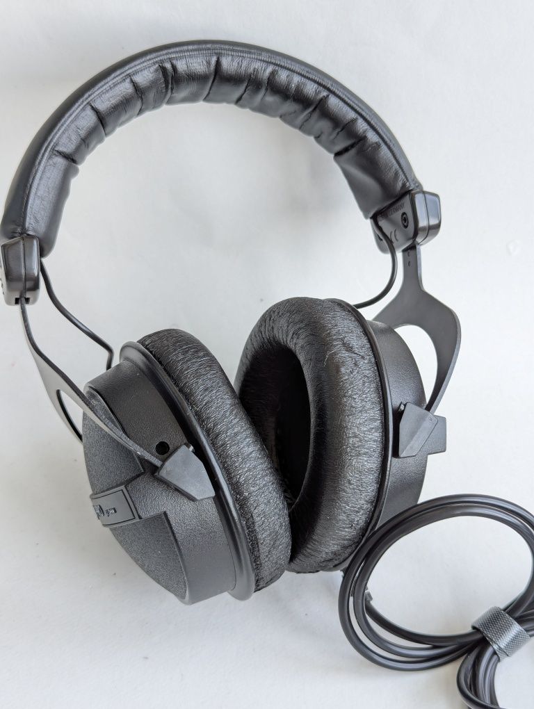 Beyerdynamic dt770pro 32ом/ akg k553 mk2 Читай опис