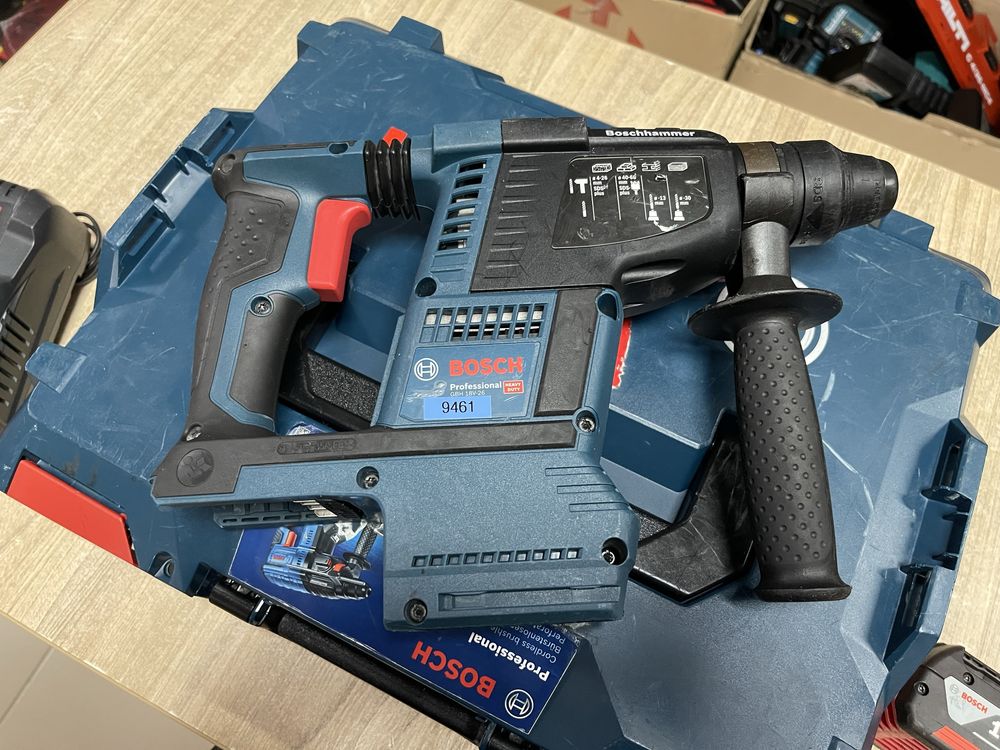 Bosch GBH 18V-26 L-Boxx / безщітковий перфоратор Бош 18V