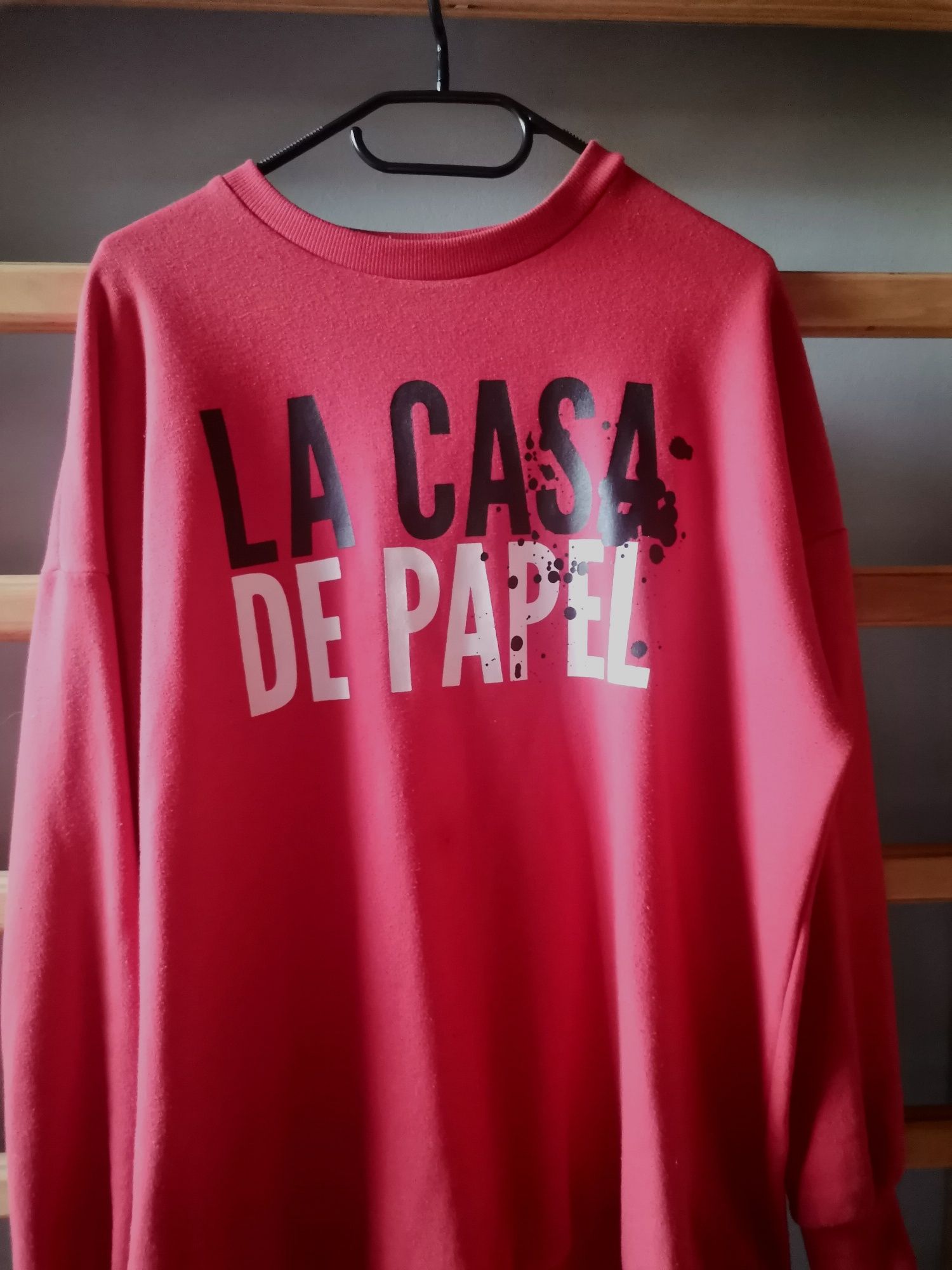 Czerwona bluza - dom z papieru - la casa de papel