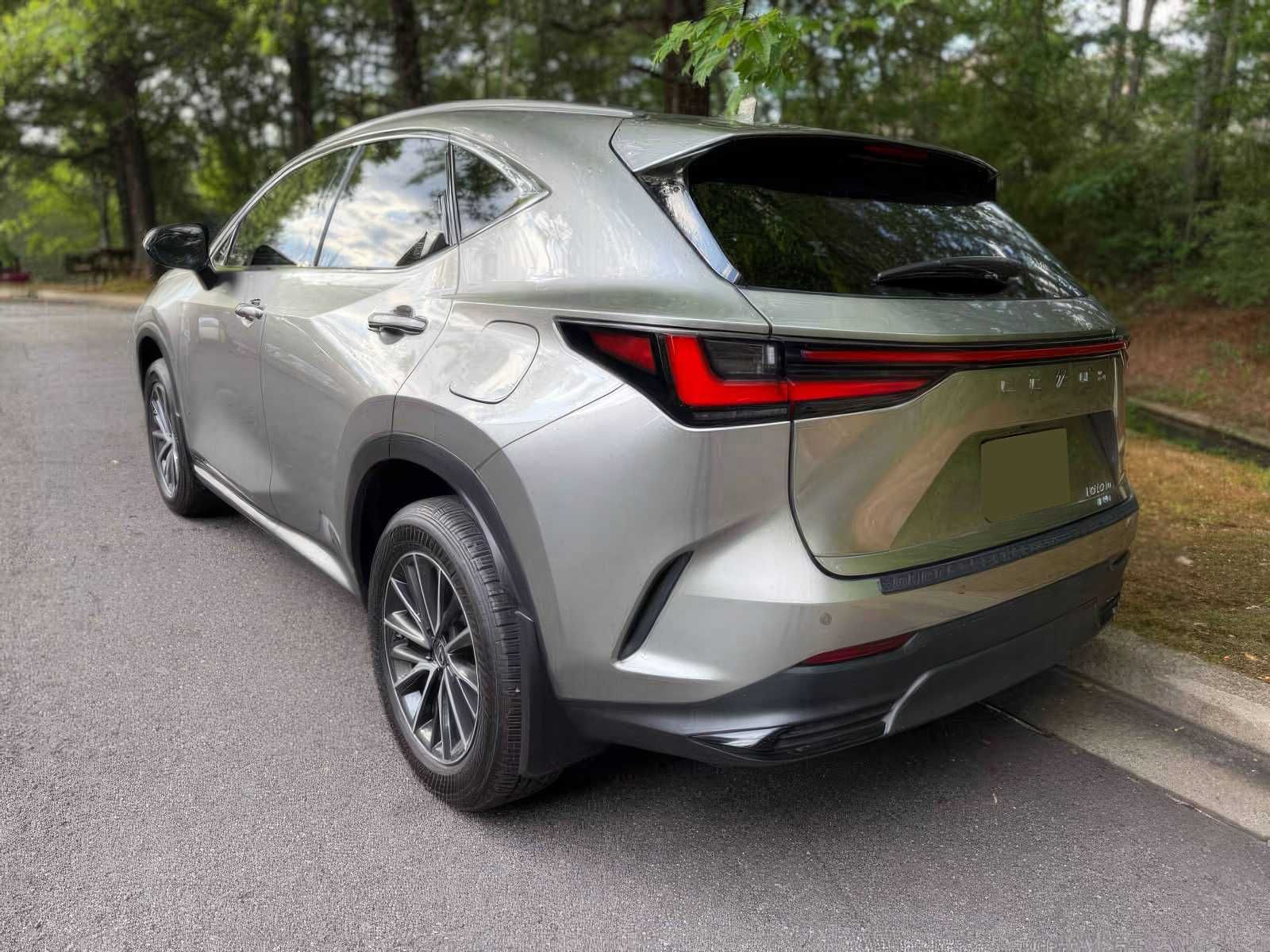 2022 Lexus NX Hybrid