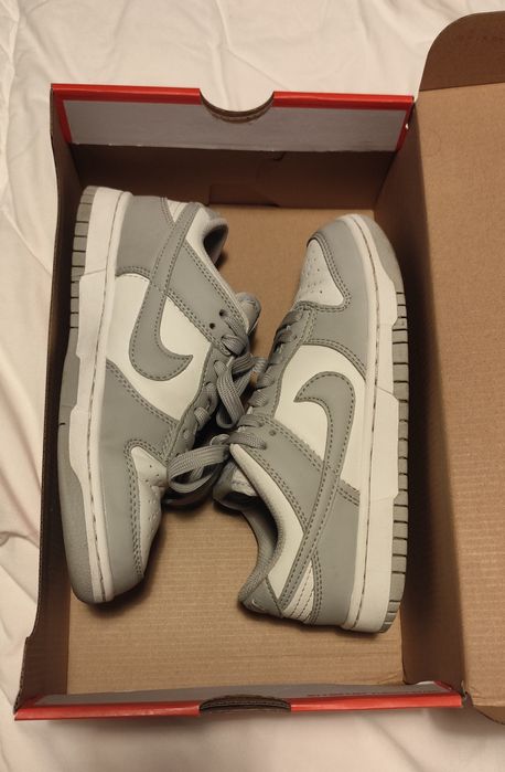 Nike Dunk Low Cinza Mulher | Tamanho 37.5 | Usadas - Bem Conservadas |