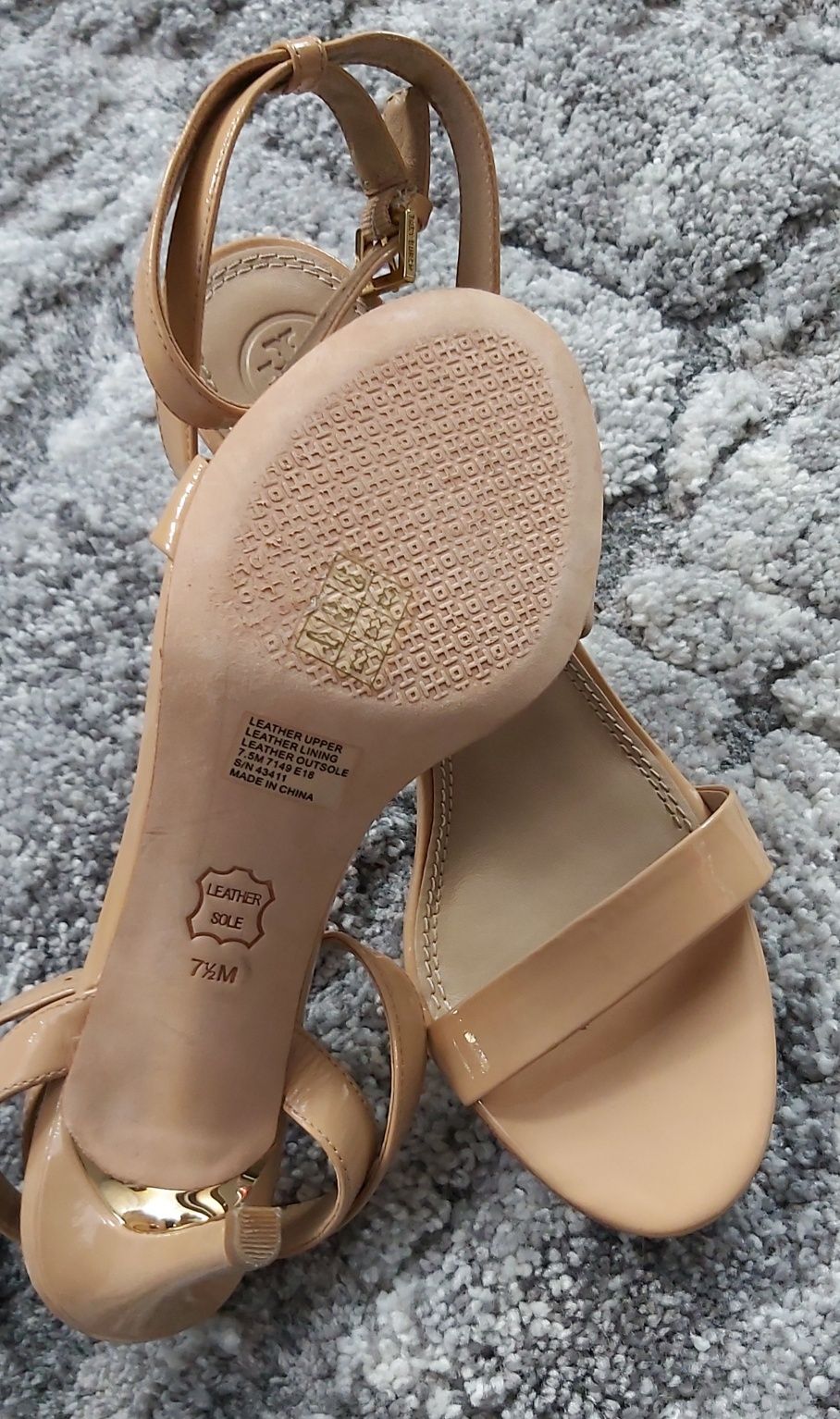 Tory Burch szpilki z USA 37