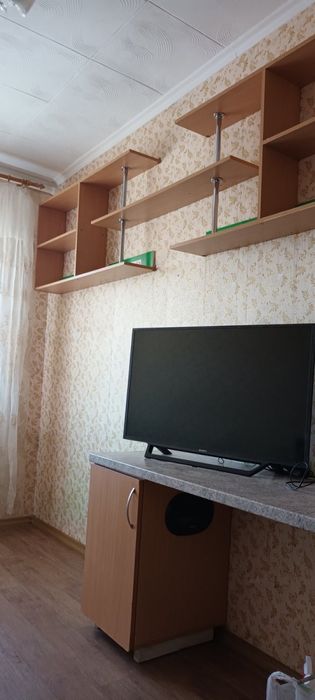 Продам комнату в коммунальной квартире