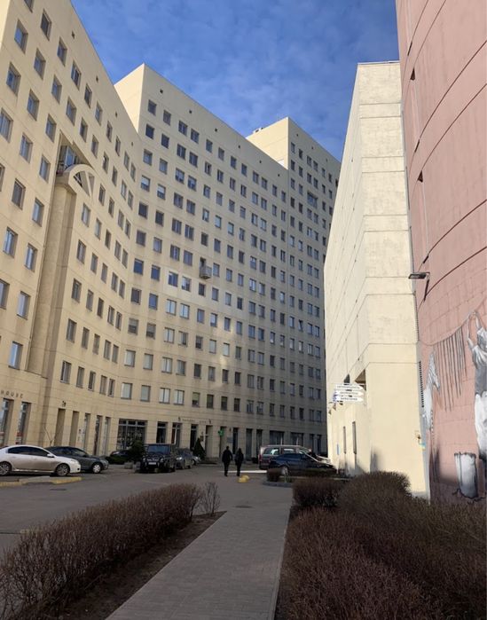 Сдам просторную 4К квартиру для семьи возле мост-сити